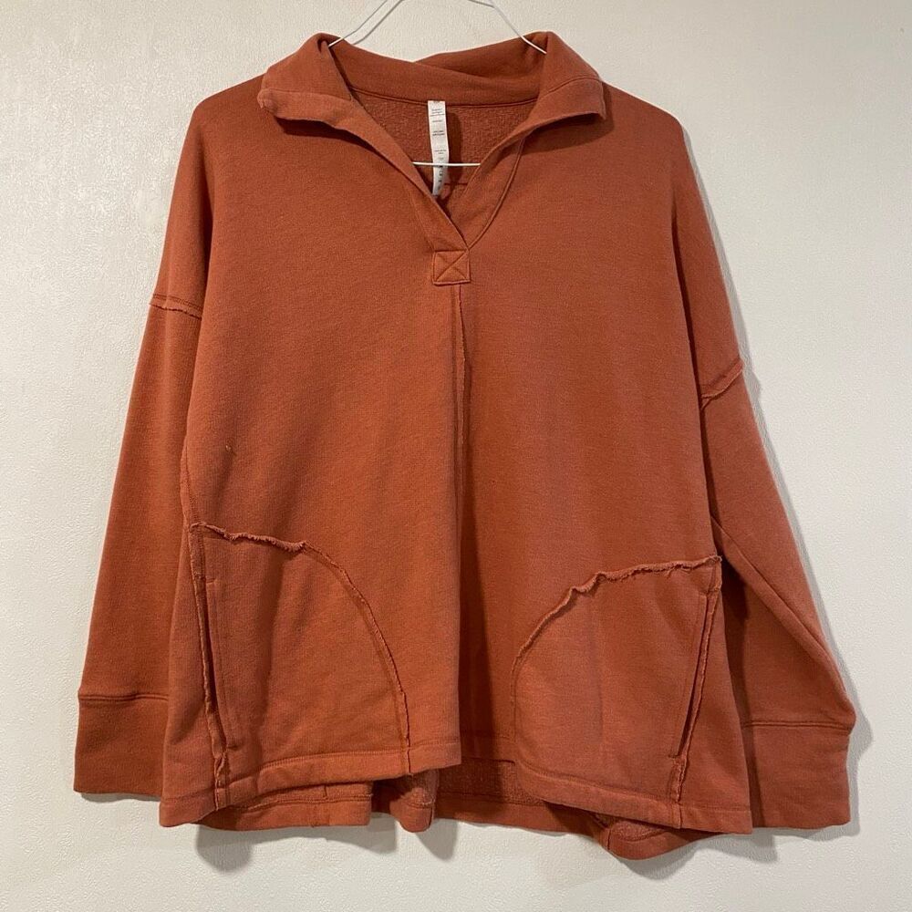 Rae Mode Oversized Collared Pullover Size Small – Rust Sweatshirt Raw Hem Pocket